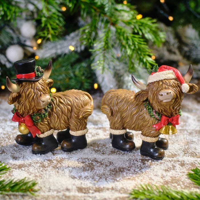 Christmas Highland Cow with Boots Ornament