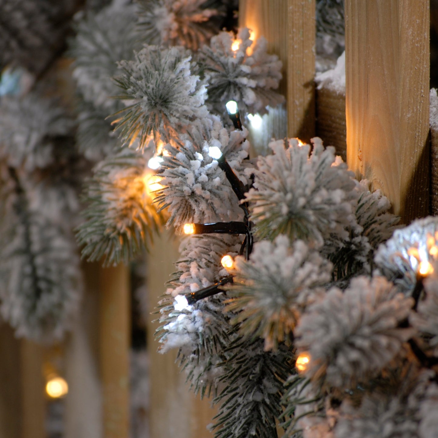 Festive 600 White and Warm White Firefly Christmas Tree Lights