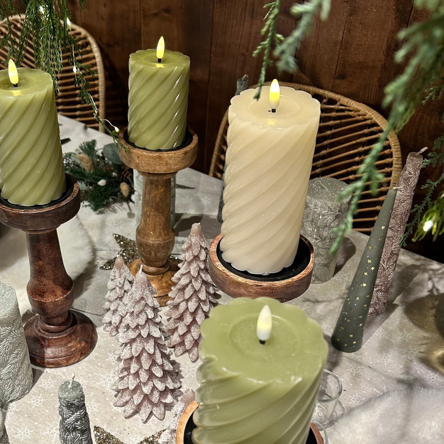 Rustic Vintage Style Wooden Christmas Candle Holder