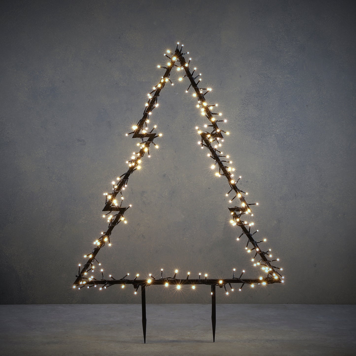 Christmas Tree Design Wall or Stake Light with Warm White LEDs