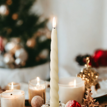 Load image into Gallery viewer, Set of 2 Cream Twisted Dinner Candles LED
