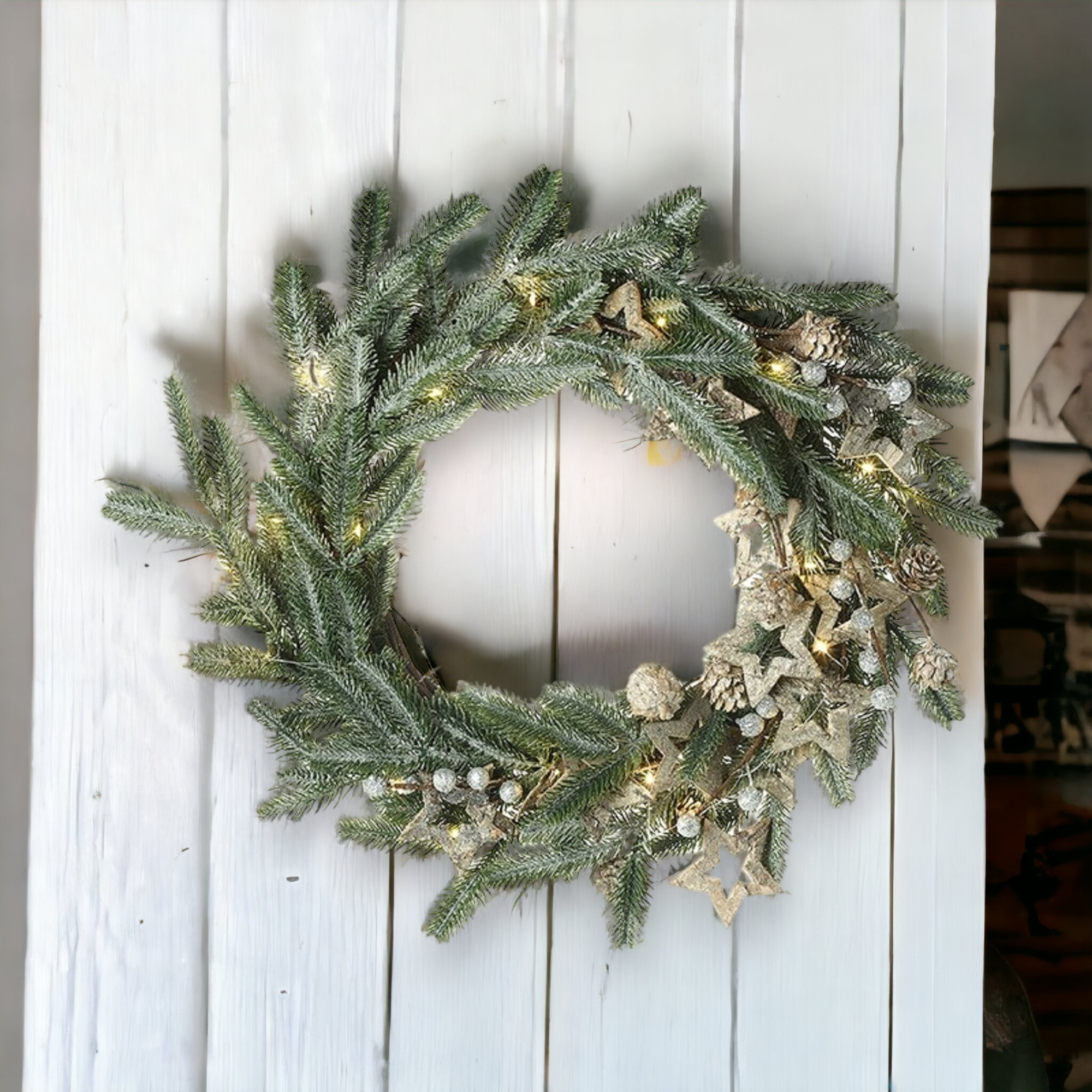 Light discount up wreath