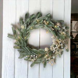 Light Up Wreath With Wooden Stars Glitter Berries