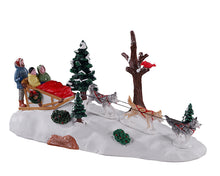 Load image into Gallery viewer, Lemax Dog Sledding Afternoon Christmas Village Figures
