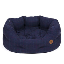 Load image into Gallery viewer, Midnight Tweed Oval Dog Bed
