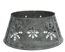 Load image into Gallery viewer, Metal Snowflake Cut Out Tree Skirt 71cm
